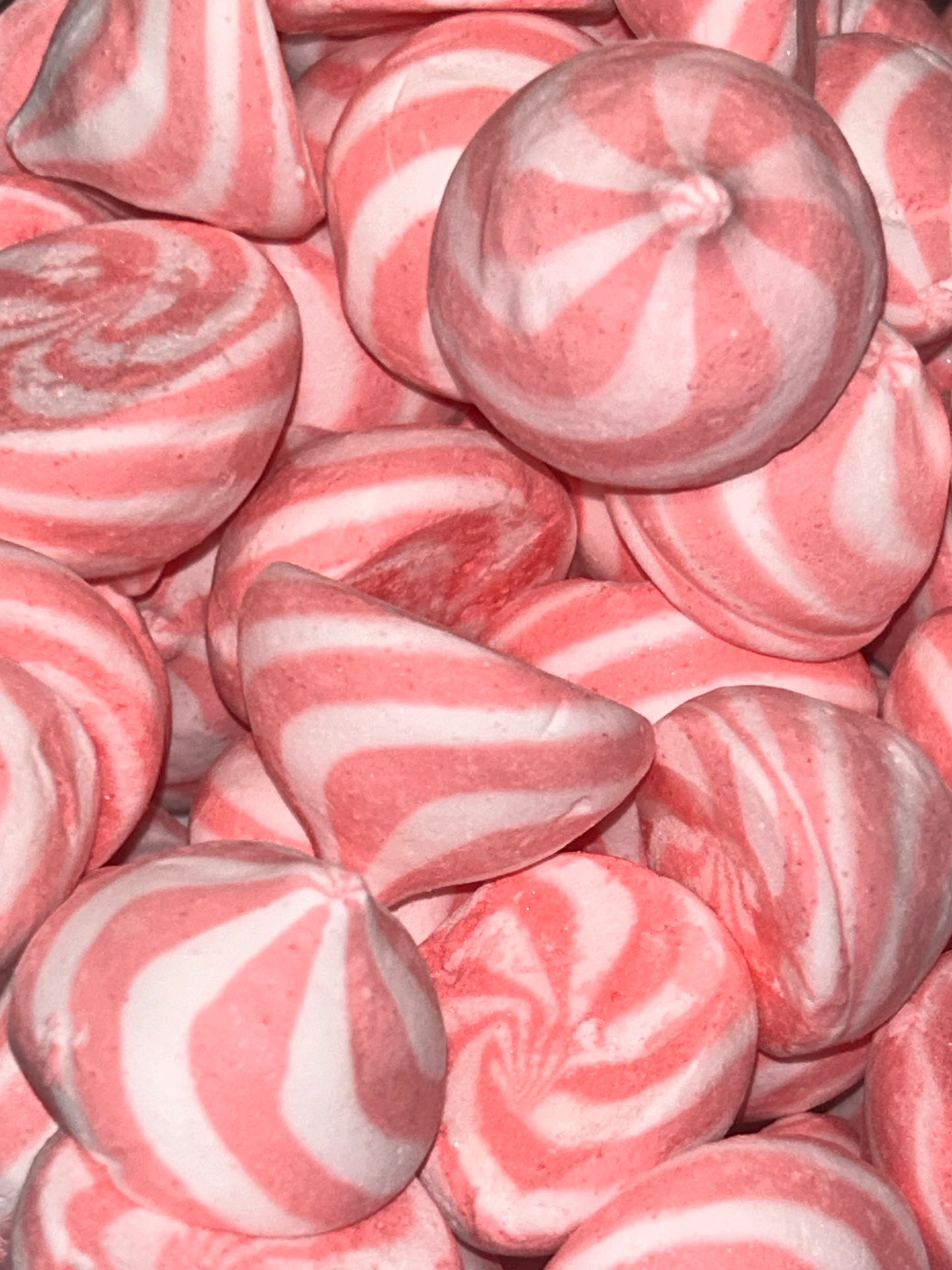 Meringue fraise/crème - Vente à l'unité