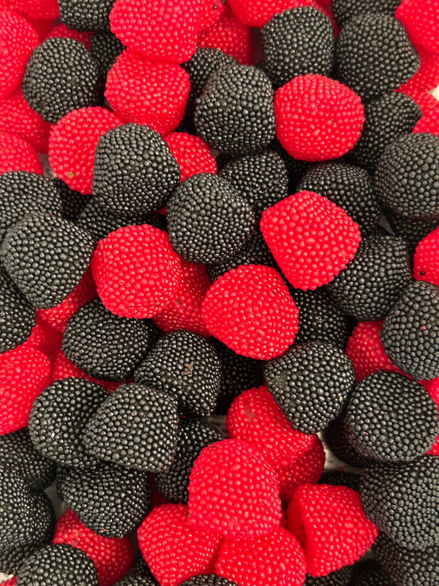 Fini rote und schwarze Brombeeren – 100 g